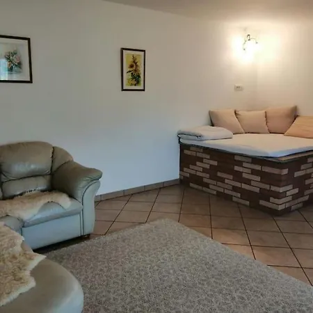 Apartment Apartma Na Podezelju - Marta *